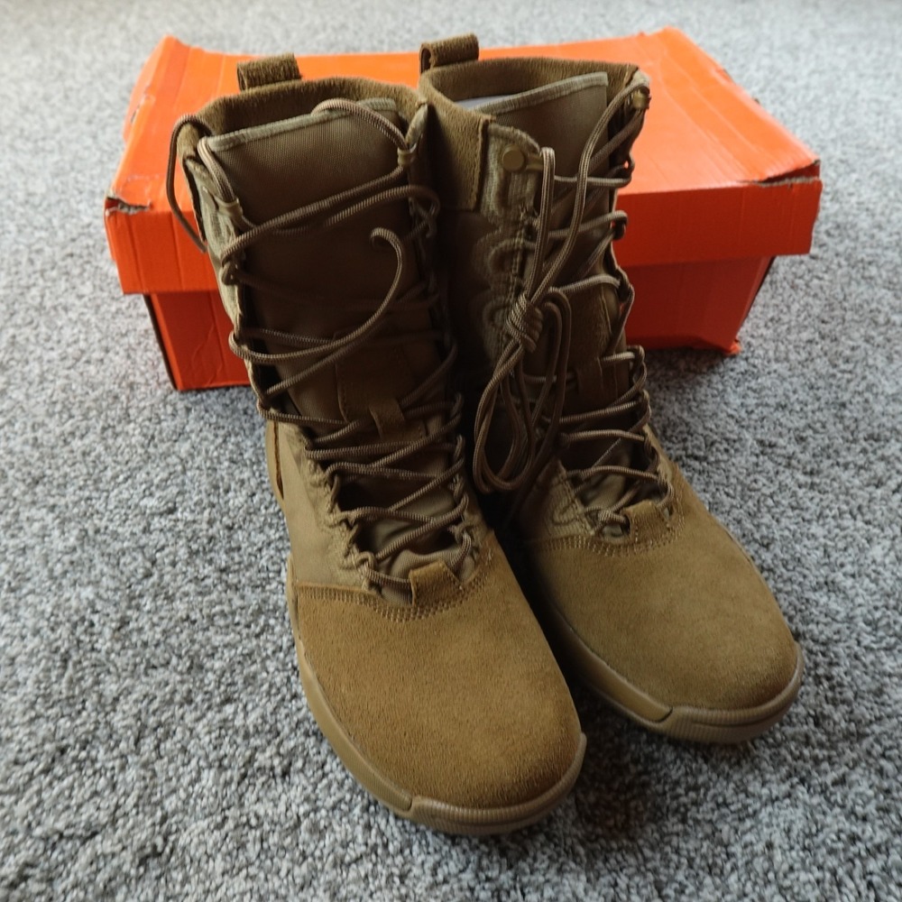NEW Nike Boots Mens 6.5 SFB B2 Coyote Brown Tactical Combat Military FN3720-900